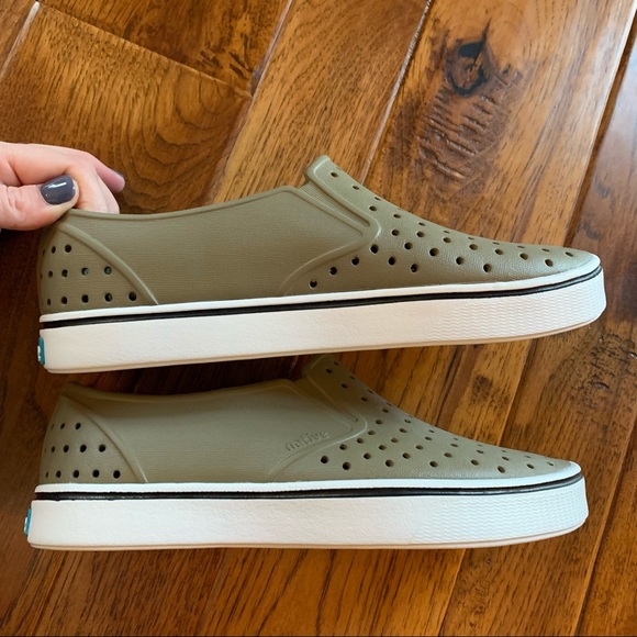 Native | taupe slip on shoes | Sz M6 / W8 - Picture 11 of 14